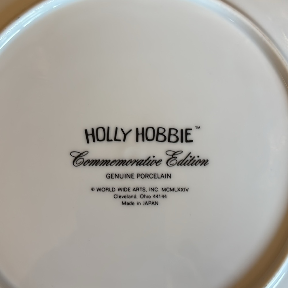 Holly Hobbie Mother’s Day Plate - Picture 7 of 8